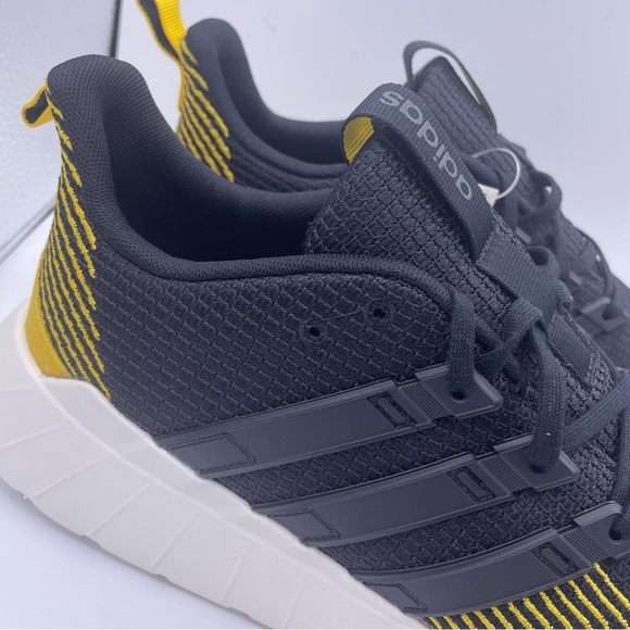 Adidas Questar Flow trail running mens sneakers Size 10 - Picture 15 of 15